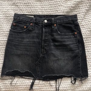 LEVI DENIM SKIRT